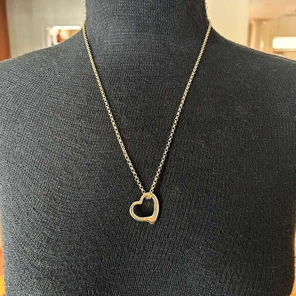 New OPEN BALLOON HEART NECKLACE - Picture 3 of 6